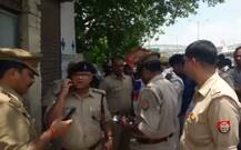 लखनऊ: भरी सड़क पर बदमाश छीन ले गया रिवॉल्वर, बहुत देर तक रोते रहे दारोगा