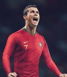 फीफा वर्ल्ड कप से बाहर होने के बाद रोनाल्डो ने पोस्ट की ऐसी तस्वीर, जिसे 10.2 मिलियन लोगों ने किया लाइक