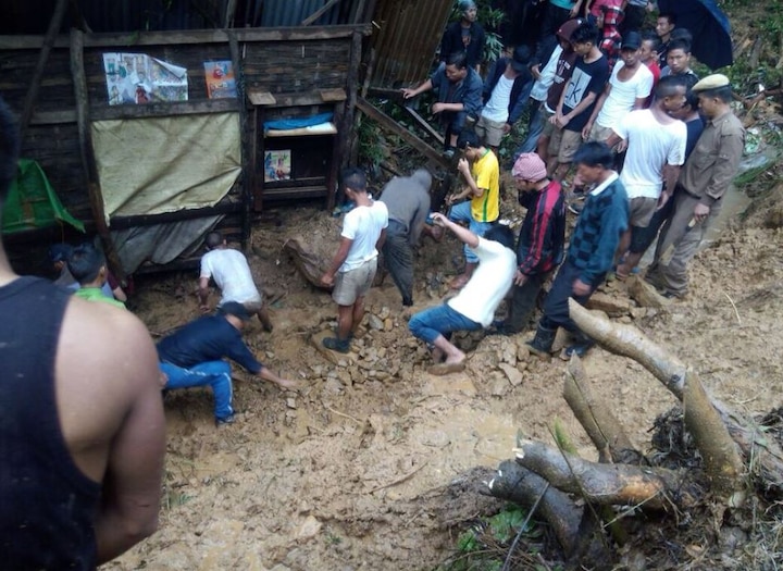 मणिपुर में भूस्खलन से नौ लोगों की मौत, पांच नाबालिगों समेत सात घायल | Nine  Killed In Landslide In Manipur's Tamenglong District