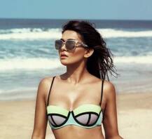 \'नागिन 3\' में नजर आ चुकीं इस अभिनेत्री ने फ्लॉन्ट की बिकिनी बॉडी, देखें तस्वीरें