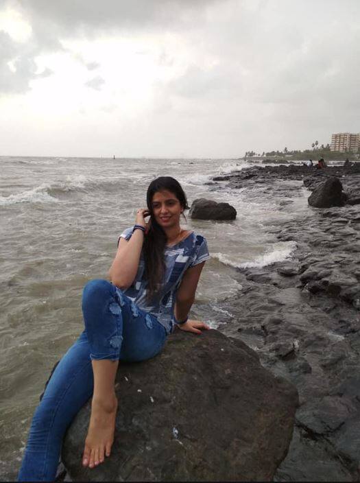 फिल्मों में आने पर हसीन ने मीडिया से कहा है कि मुझे अपनी और बच्ची की जिंदगी चलाने के लिए काम करने की जरूरत थी.