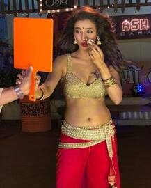 मलाइका अरोड़ा की हमशक्ल हिना पांचाल ने Rain Dance की तस्वीरों से बढ़ाया तापमान