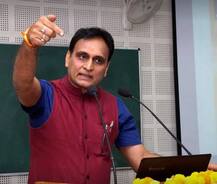 राज्यसभा के लिए राष्ट्रपति ने राकेश सिन्हा, नृत्यांगना सोनल मानसिंह समेत चार हस्तियों को किया मनोनीत