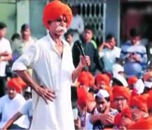 RTI कार्यकर्ता का दावा, फडणवीस सरकार ने संभाजी भिडे के खिलाफ दर्ज दंगों के केस वापस लिए