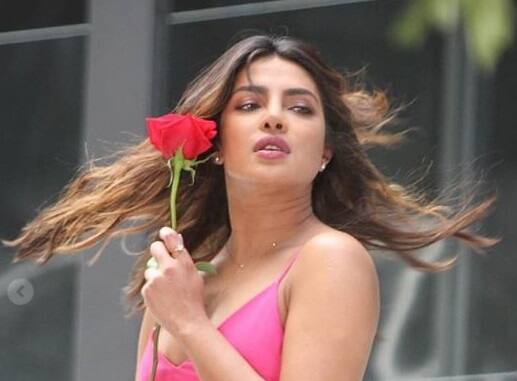 Buzzz: ‘क्वांटिको’ के बाद अब नए इंटरनेशनल वेब सीरीज़ में दिखेंगी प्रियंका चोपड़ा Buzz: Priyanka Chopra New International Web Series Buzzz: ‘क्वांटिको’ के बाद अब नए इंटरनेशनल वेब सीरीज़ में दिखेंगी प्रियंका चोपड़ा