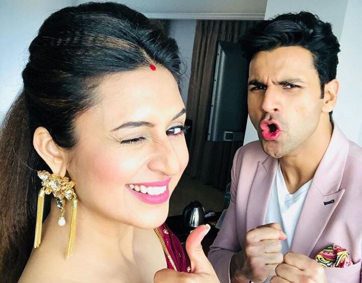 divyanka tripathi is celebrating 8 million followers on instagram सभी टीवी अभिनेत्रियों को पछाड़ सोशल मीडिया क्वीन बनीं दिव्यांका त्रिपाठी