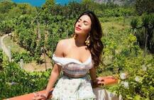 इस एक्ट्रेस का इटली के शहर रोम से जारी है तस्वीरें पोस्ट करने का सिलसिला, देखें