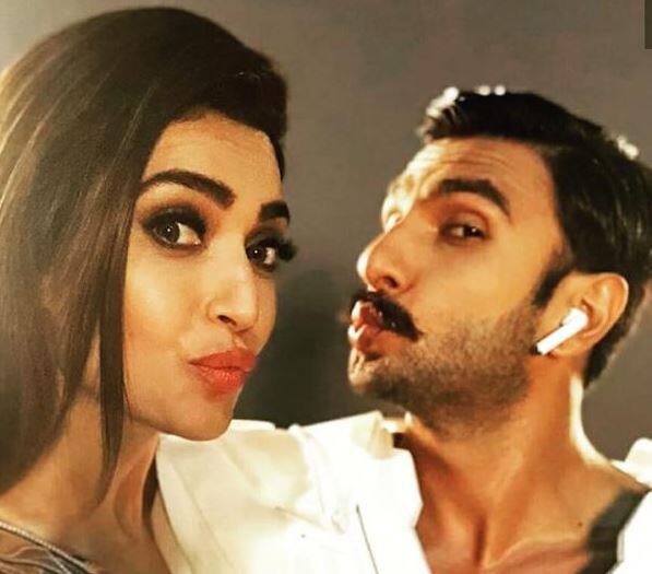 पहले रणबीर कपूर और अब रणवीर सिंह के साथ नजर आएंगी करिश्मा तन्ना