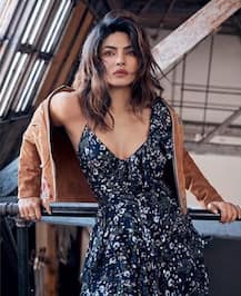 इन वजहों से सुर्खियां बटोर चुकी हैं एक्ट्रेस प्रियंका चोपड़ा, देखें तस्वीरें