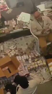 तमिलनाडु: देश के सबसे बड़े इनकम टैक्स छापे में 180 करोड़ कैश और 105 किलो सोना बरामद