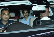 PHOTOS: DHADAK स्क्रीनिंग पर रेखा से लेकर माधुरी दीक्षित तक पहुंचे ये स्टार्स