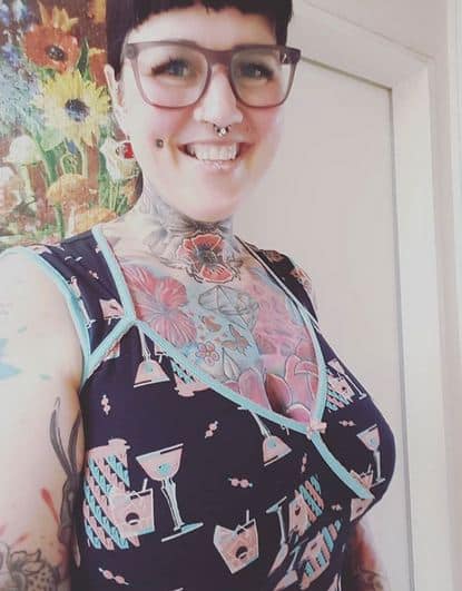 खास बात ये है कि इन्होंने कपड़ों के बजाय टैटू को तन ढकने का जरिया बनाया है.  फोटोः इंस्टाग्राम