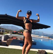 इस सिंगर ने पोस्ट की ऐसी हॉट तस्वीरें देखकर आप भी हो जाएंगे मदहोश