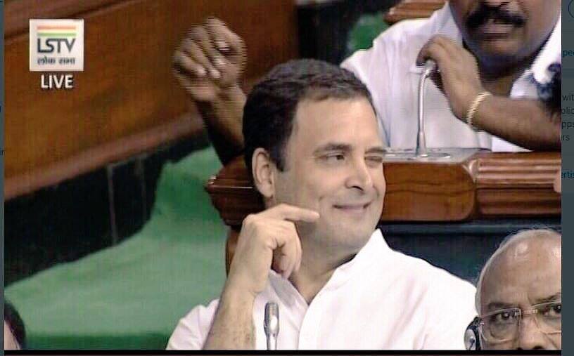 लोकसभा में भाषण के बाद आंख मारते दिखे राहुल गांधी, तेजस्वी यादव बोले- मेरे दोस्त शानदार! Rahul Gandhi winkes, Tejashwi Yadav Congratulates him for his speech in Lok Sabha लोकसभा में भाषण के बाद आंख मारते दिखे राहुल गांधी, तेजस्वी यादव बोले- मेरे दोस्त शानदार!