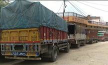 ट्रांसपोर्ट यूनियन हड़ताल : इलाहाबाद में बीस हजार ट्रकों के पहिए थमे, बढ़ सकती हैं सब्जियों की कीमतें