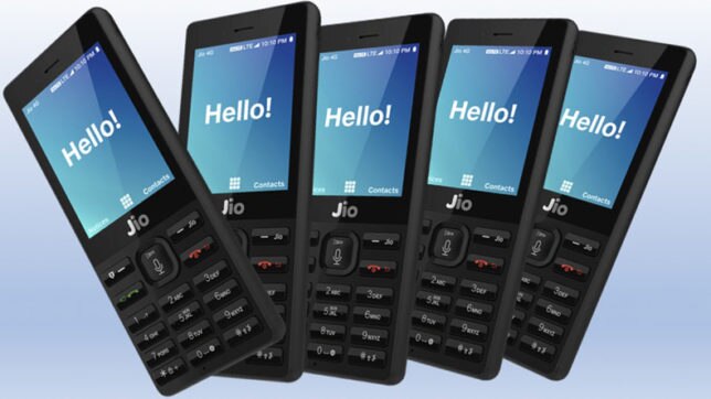 Reliance industries to Re launch its 4G Feature phone, Price will be less than 1000 rupees रिलायंस इंडस्ट्रीज जियो फोन री-लॉन्च करने की तैयारी में, स्मार्टफोन के बढ़ते इस्तेमाल का उठाना चाहती है फायदा