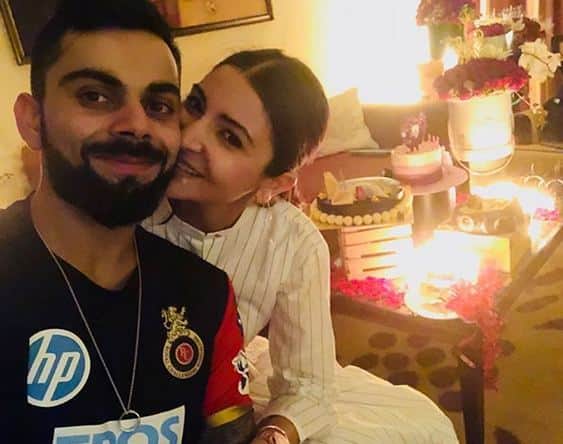  अनुष्का के बर्थडे के मौके पर भी विराट में बेहद शानदार सेल्फी खींची थी. फोटोः इंस्टाग्राम