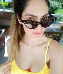 \'नच बलिए\' की इस कंटेस्टेंट ने अपनी हॉटनेस से इंटरनेट पर ढहाया कहर