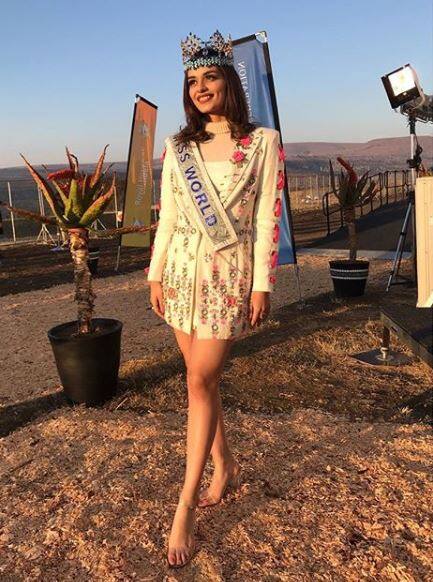 मानुषी ने इस मुलाकात को बहुत खास और बेहतरीन बताया. तस्वीरों के जरिए उन्होंने ये भी बताया कि नेल्सन मंडेला कहा करते थे कि सभी को पढ़ाई और स्वस्थ का एक समान अधिकार है. (तस्वीर: इंस्टाग्राम)