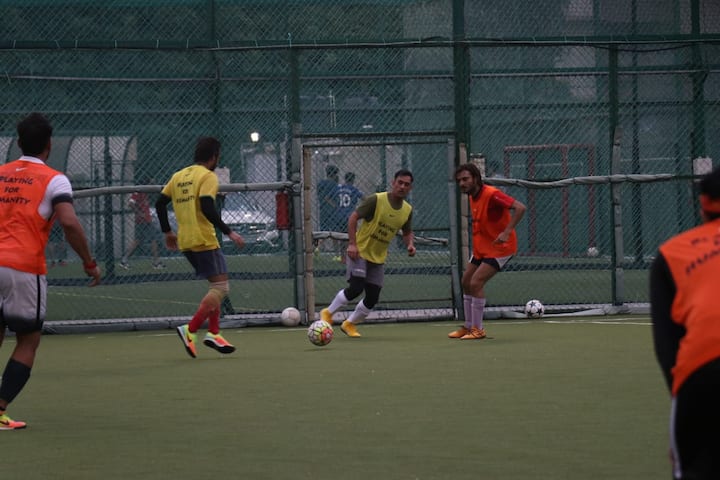 मैच के दौरान महेंद्र सिंह धोनी. (तस्वीर मानव मंगलानी)