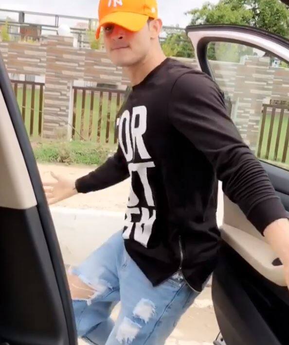 प्रियंक शर्मा का सेंसेशनल अंदाज बीते दिनों बिग बॉस के 11वें सीजन में देखने को मिला था. इस शो में उन्होंने सेलिब्रिटी कंटेस्टेंट के तौर पर हिस्सा लिया था. (तस्वीर-इंस्टाग्राम)