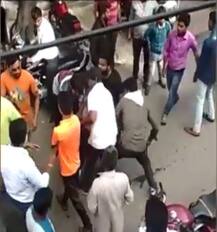 गाजियाबाद: शादी करने तहसील पहुंचा था जोड़ा, कुछ लोग करने लगे मुस्लिम युवक की पिटाई