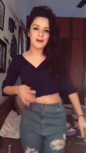 अभी ये चैलेंज ठीक से खत्म भी नहीं हुआ था. अब एक और नया चैलेंज बैड ब्वॉयज आ गया है. फोटोः इंस्टाग्राम