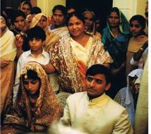 फूलन देवी की पुण्यतिथि पर अखिलेश यादव ने शादी की एक पुरानी तस्वीर शेयर कर दी श्रद्धांजलि