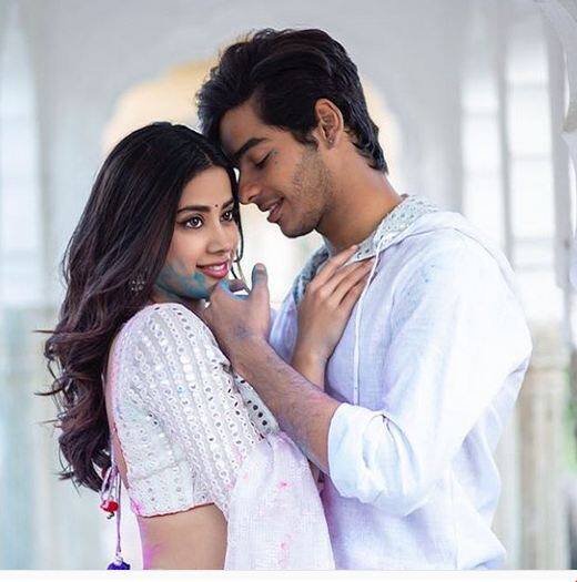  ऐसा नहीं है कि सिर्फ फॉलोअर्स बढ़ने से जाह्नवी का अकाउंट वैरीफाइड हुआ है. दरअसल, इंस्टाग्राम की गाइनलाइंस के मुताबिक, आप अपने पब्लिक प्रोफाइल पर   कितना एक्टिव हैं. आपको कितना पसंद किया जा रहा है. आप कितना पॉजिटिव हैं एकाउंट में. इन सब बातों का भी ध्यान रखा जाता है. फोटोः इंस्टाग्राम