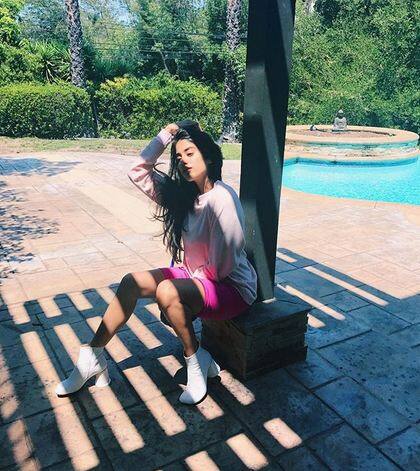  खबरों के मुताबिक, जाह्नवी कपूर ने अपना इंस्टाग्राम अकाउंट पब्लिक करने से पहले अपनी पहले की कई तस्वीरें डिलीट कर दी थी. फोटोः इंस्टाग्राम