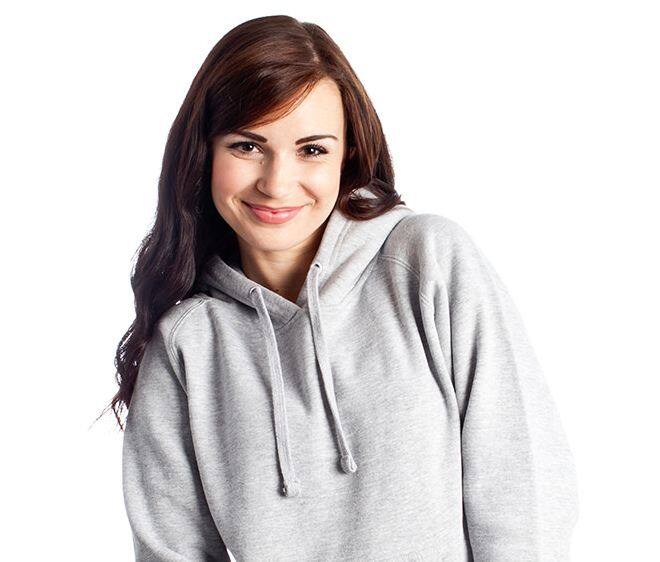 ज्यादा कुछ न करें : सिंपल बने रहें, बिंदास दिखें और स्केटिंग रिंक में उतरें.फोटोः गूगल फ्री इमेज