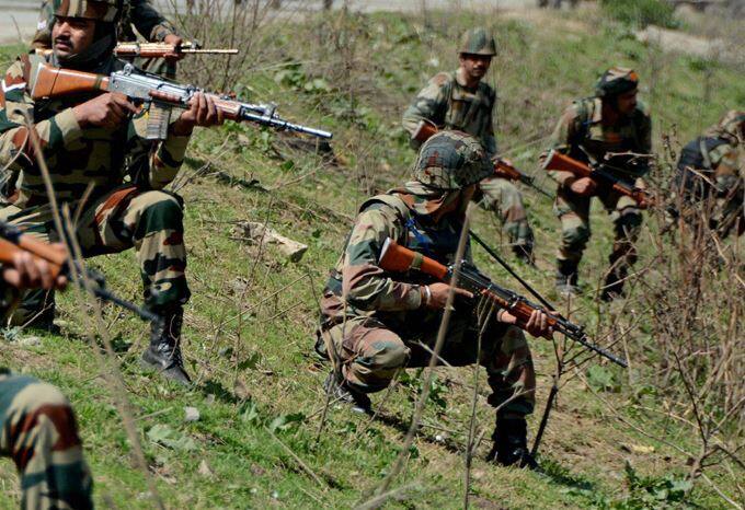 5 जुलाई, 1999 को भारतीय सेना ने द्रास सेक्टर पर एक बार फिर पाकिस्तान से कब्जा वापस हासिल कर लिया. जिसके बाद पूर्व पीएम नवाज शरीफ ने उसी दिन एलान किया कि अब पाकिस्तानी सेना हथियार डालती है. तस्वीर: गूगल फ्री इमेज