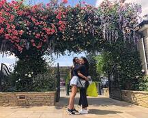 काजोल और अजय देवगन इन दिनों यहां मना रहे हैं छुट्टियां, देखें तस्वीरें