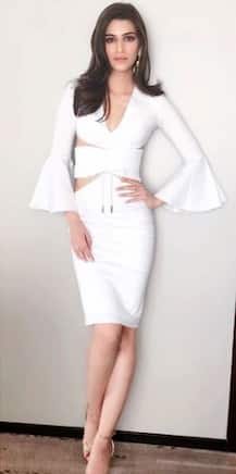 Birthday Special: इस तरह खुद को फिट रखकर हॉटनेस मेंटेन करती है कृति सेनन