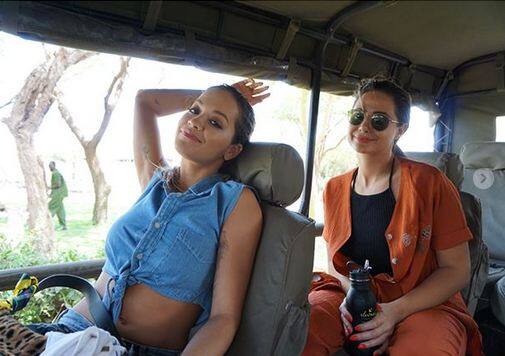  इसके साथ ही रीता ने अपनी दोस्त के साथ मस्ती करते हुए और बिकिनी में भी कुछ तस्वीरें सोशल मीडिया पर पोस्ट की हैं. फोटोः इंस्टाग्राम