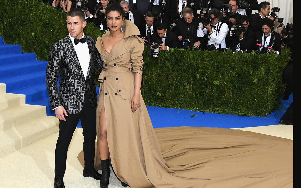 लाखों दिलों को तोड़ प्रियंका चोपड़ा ने ब्वॉयफ्रेंड निक जोनास से की सगाई, इसी साल शादी की अटकलें