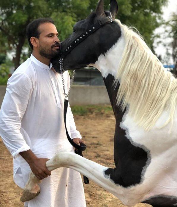 हम आपको बताते हैं कि कौन है यूसुफ पठान का ये दोस्त और कितनी पक्की है इस दोस्त से उनकी यारी. फोटो-इंस्टाग्राम