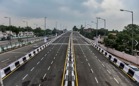 केजरीवाल ने बारापुला कॉरिडोर का किया उद्घाटन, सराय काले खां-एम्स के सफर में 20 मिनट होंगे कम केजरीवाल ने बारापुला कॉरिडोर का किया उद्घाटन, सराय काले खां-एम्स के सफर में 20 मिनट होंगे कम