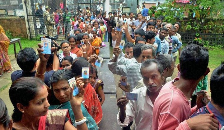 Assam's final NRC draft out, 2,89,83,677 people found eligible असम में 40 लाख भारत के नागरिक नहीं, एनआरसी की दूसरी लिस्ट जारी