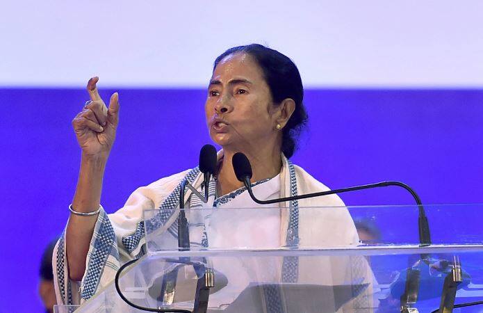 नोटबंदी पर ममता बनर्जी का पीएम मोदी पर हमला, पूछा- कहां गया काला धन? Demonetization:Mamata Banerjee asks centre 'Where is the black money' नोटबंदी पर ममता बनर्जी का पीएम मोदी पर हमला, पूछा- कहां गया काला धन?