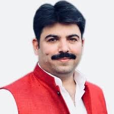 UP:  BJP spokeperson Shalabh Mani Tripathi said our government has given huge investment for state एसपी-बीएसपी सरकारों ने दिए माफिया तो हमारी सरकार ने दिया भारी भरकम निवेश : बीजेपी