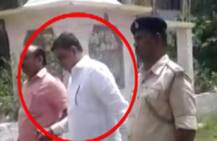 मुजफ्फरपुर रेप कांड के आरोपी ब्रजेश ठाकुर के हथियारों के लाइसेंस सस्पेंड