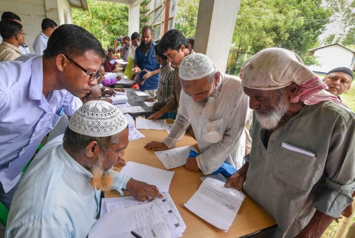 40 lakh in Assam labelled illegals, issue may raised in parliament NRC: विपक्ष का आरोप- वोट बैंक के लिए सरकार की साजिश, संसद में आज हंगामे के आसार