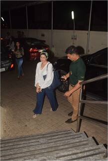 पत्नी ट्विंकल खन्ना के साथ PVR सिनेमा पहुंचे एक्टर अक्षय कुमार, यहां देखिए लेटेस्ट तस्वीरें