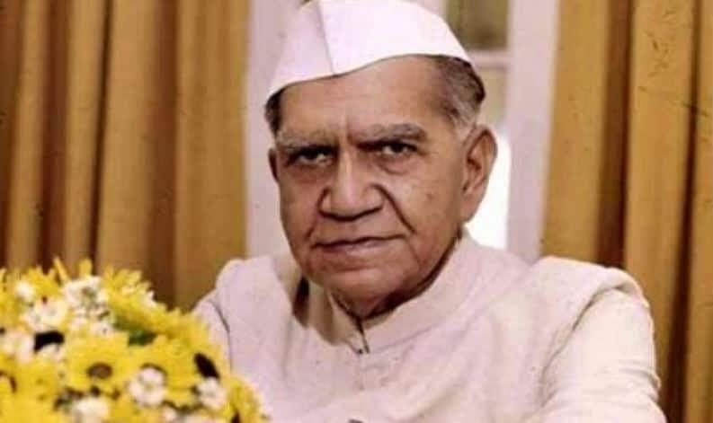 Our names are not mentioned in Assam NRC list Says nephew of former President of India Fakhruddin Ali Ahmed असम NRC में पूर्व राष्ट्रपति फखरुद्दीन अली अहमद के परिवार का नाम नहीं, ममता हैरान