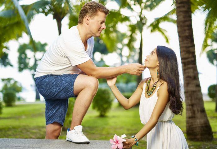 हर तीन में से अपने एक्स पार्टनर के बारे में झूठ बोलता है. फोटोः गूगल फ्री इमेज