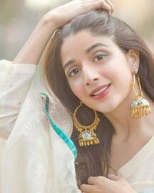 माहिरा खान के बाद अब इस पाकिस्तानी एक्ट्रेस की खूबसूरती के हैं चर्चे, देखें तस्वीरें