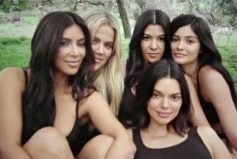 सेल्फी लेने के दौरान पांचों बहनें साथ-साथ हैं.फोटोः इंस्टाग्राम