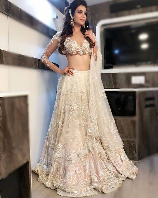 अभी कुछ दिनों पहले ही एक्टर विवेक दहिया ने अपनी पत्नी दिव्यांका त्रिपाठी के साथ शादी की दूसरी सालगिरह मनाई है. फोटो-इंस्टाग्राम