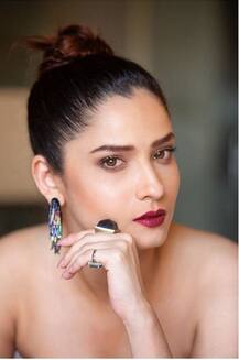 बॉलीवुड में कदम रखने से पहले अंकिता लोखंडे हुईं बोल्ड, इंस्टाग्राम पर शेयर की तस्वीरें